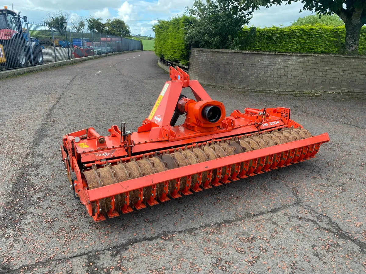 Kuhn HR3004D Power Harrow - Image 3