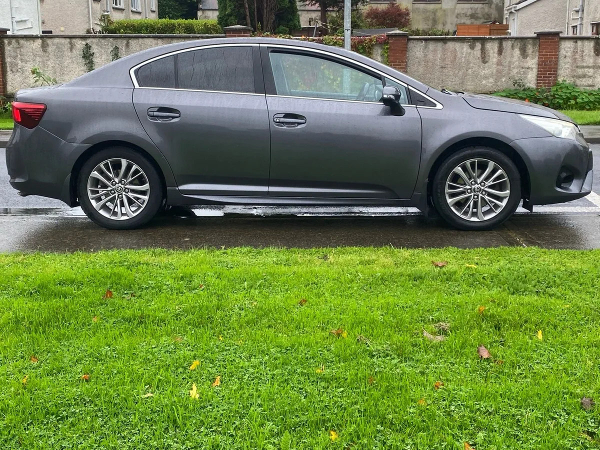 2016 Avensis 1.6D, only 150k km, Full History - Image 3