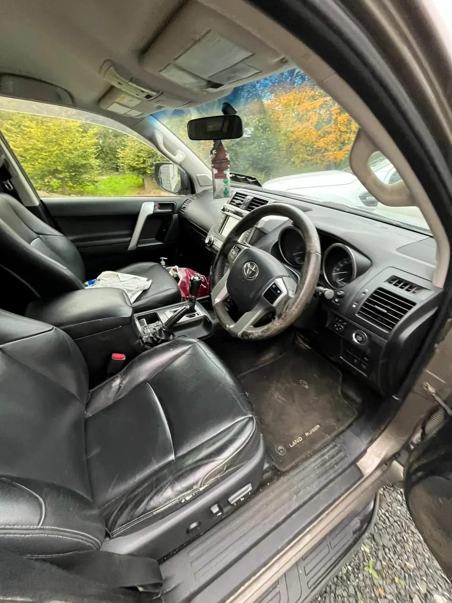 Toyota Land Cruiser 2017 - Image 3