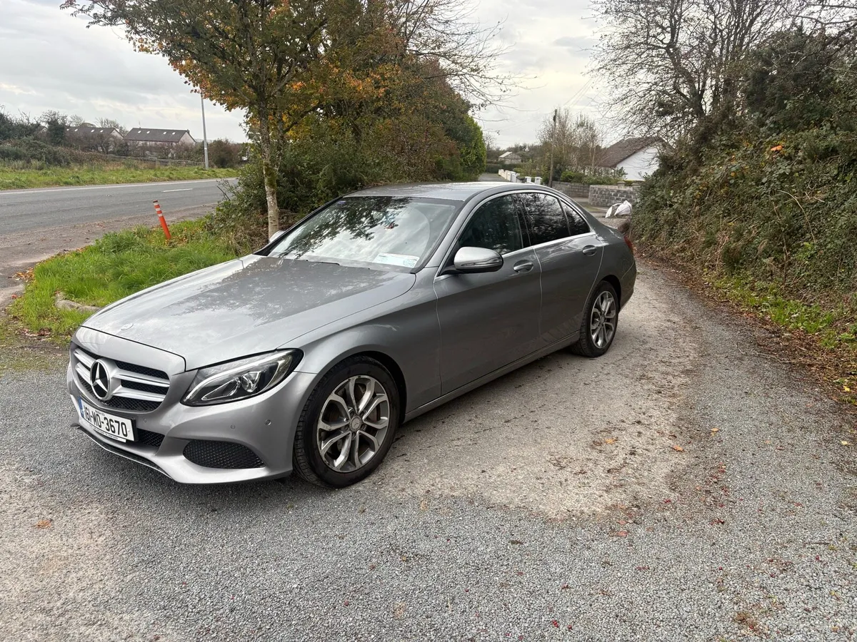 350e c class Mercedes Benz - Image 4