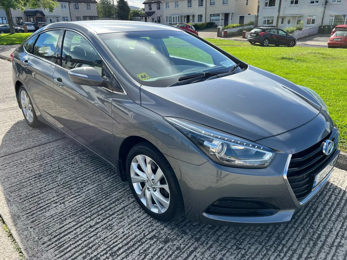 2016 Hyundai i40 LOW KMS NCT & TAX 2026 - Image 1