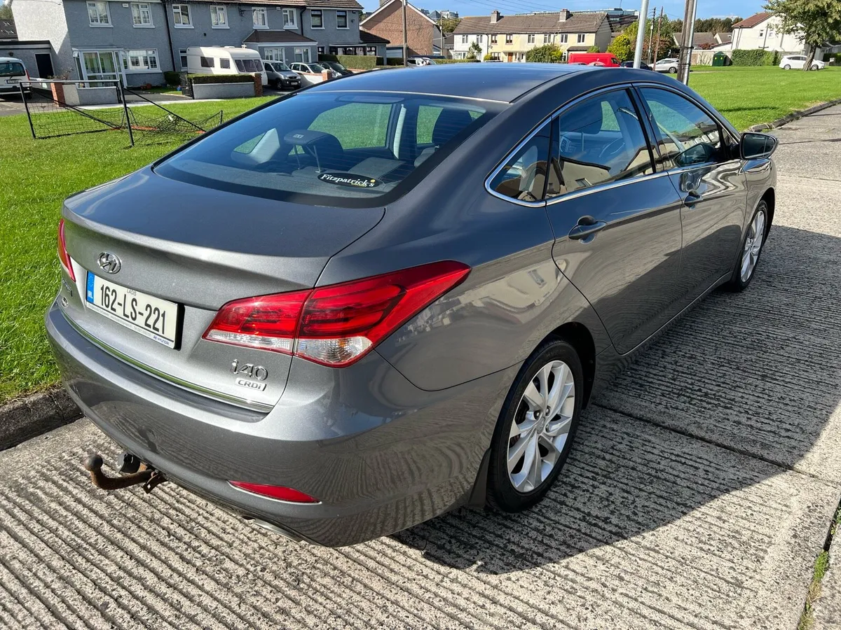 2016 Hyundai i40 LOW KMS NCT & TAX 2026 - Image 2