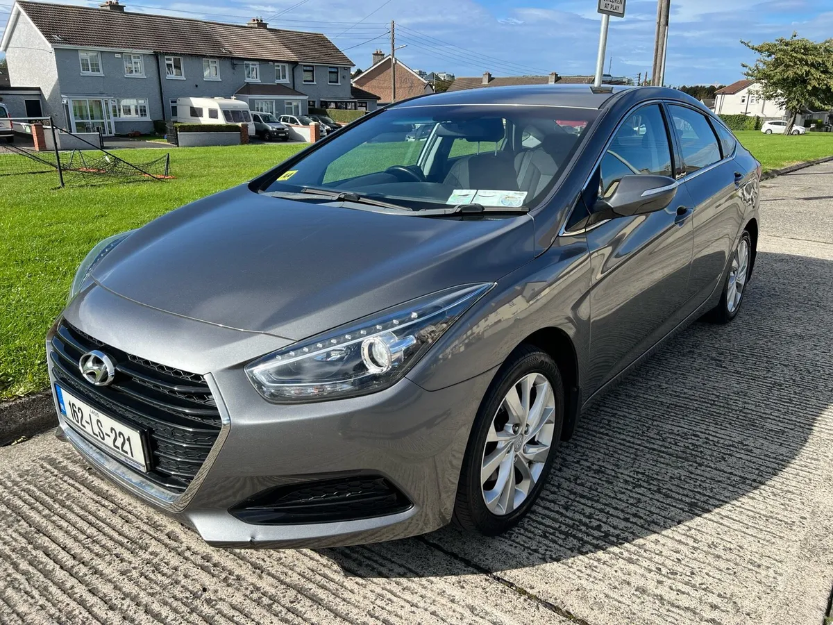 2016 Hyundai i40 LOW KMS NCT & TAX 2026 - Image 3