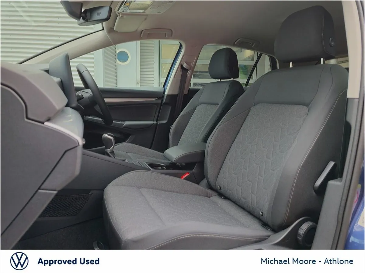 Volkswagen Golf Golf Edition 75 2.0 TDI 116HP - Image 4