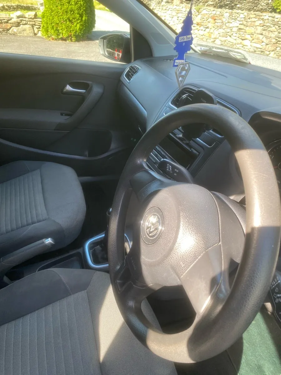 Car - Image 4