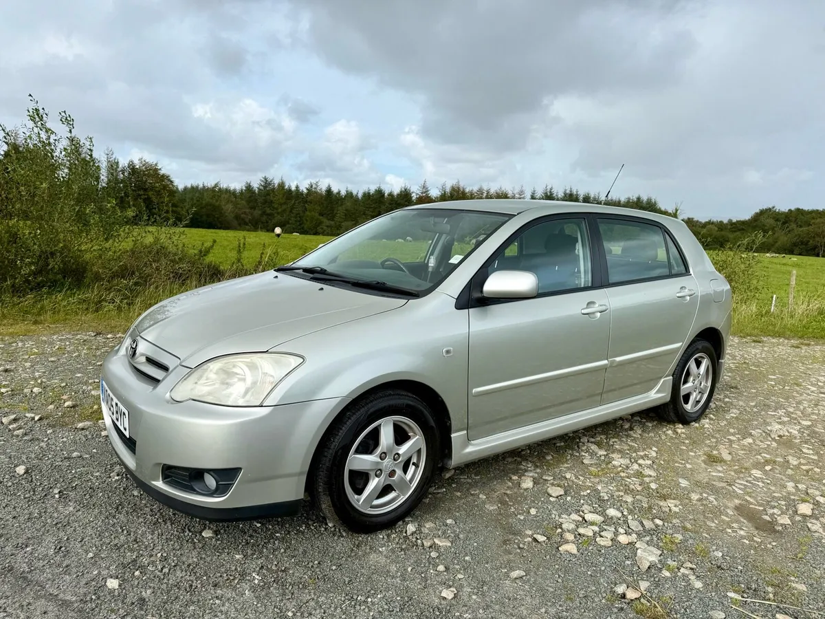 2005 Corolla **32k miles*** - Image 1