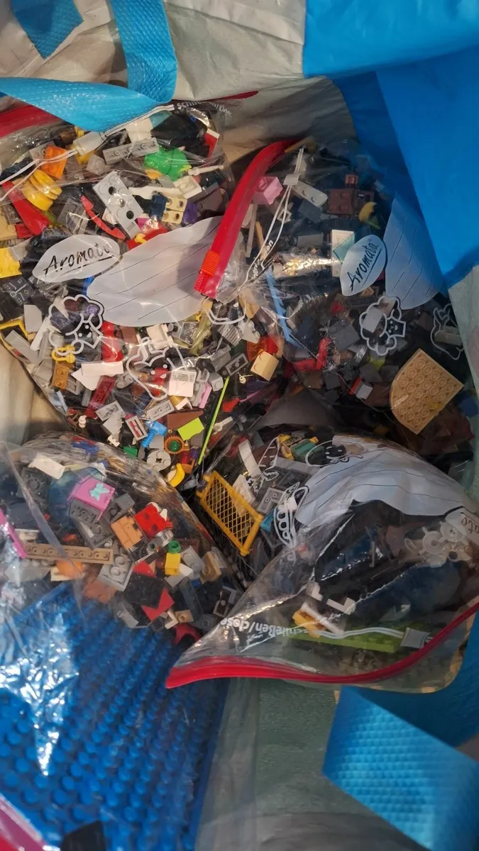 Lego - Image 2