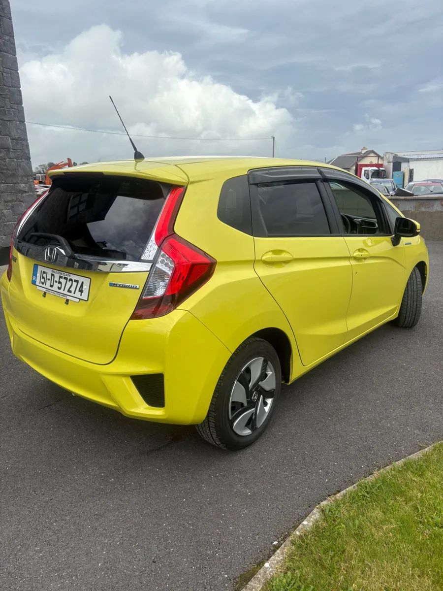 Honda Fit 2015 - Image 4