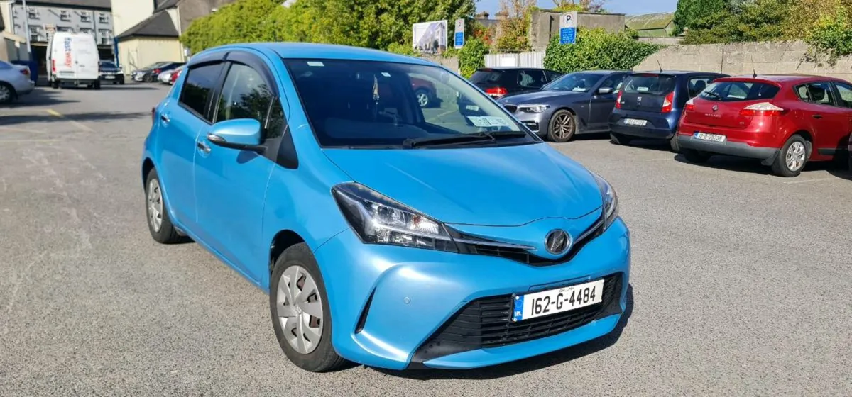 Toyota Vitz 2016 AUTOMATIC Low Mileage - Image 1