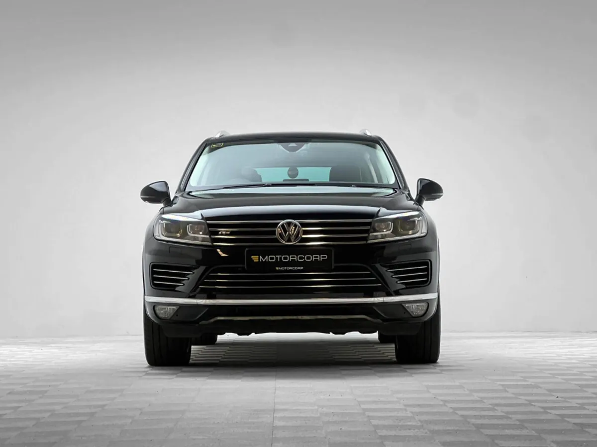 Volkswagen Touareg R-LINE CV N1 CREWCAB 3.0TDI V6 - Image 2
