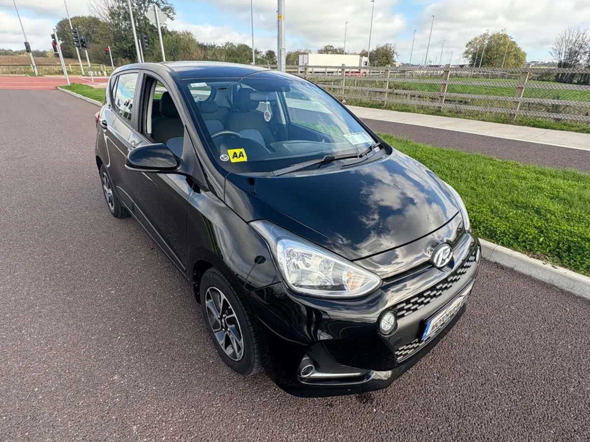 Hyundai i10 Deluxe low kms 1.0p, Multi-Function St - Image 3