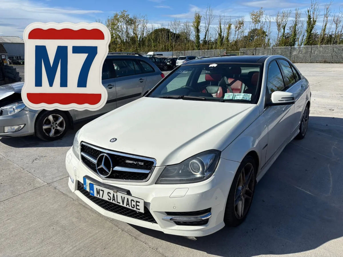 11 Merc C200d Avant sport 265km Starting - Image 1