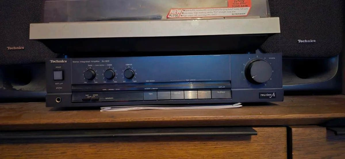 Record player (full Hi Fi set up) - Image 2