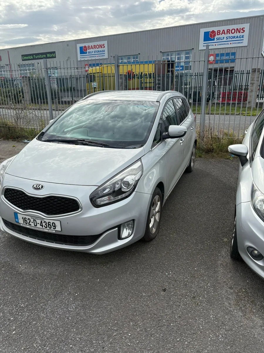 Kia Caren’s - Image 2