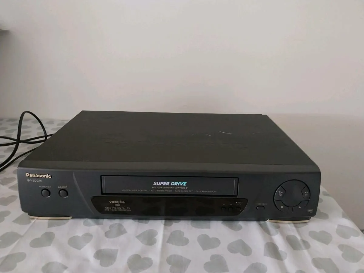 panasonic vhs player - Image 1