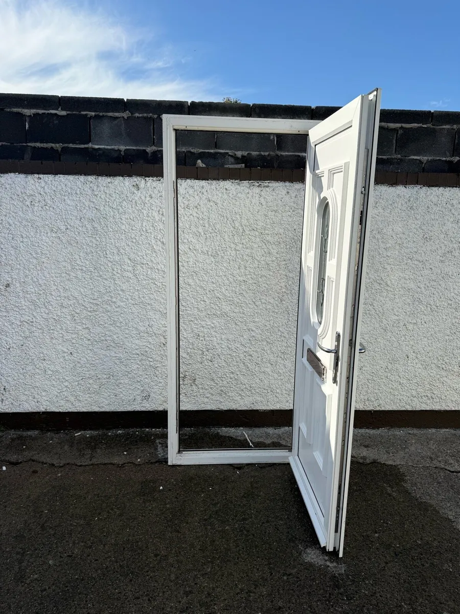 Pvc front door - Image 4