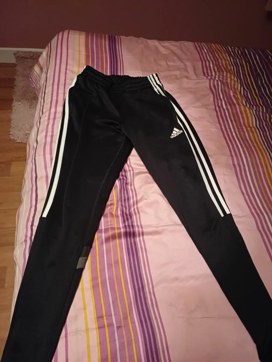 Tracksuits - Image 2