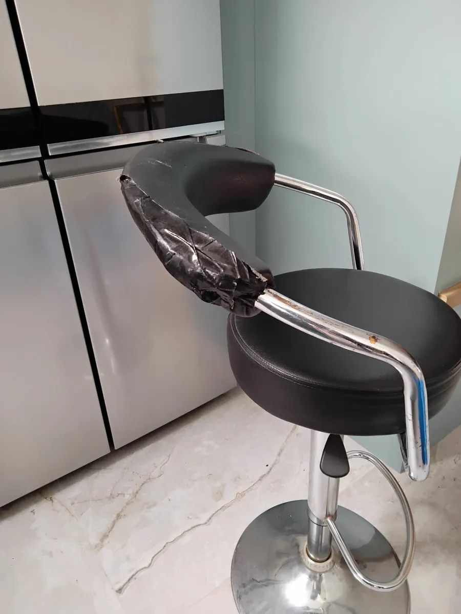 Kitchen stools - Image 3