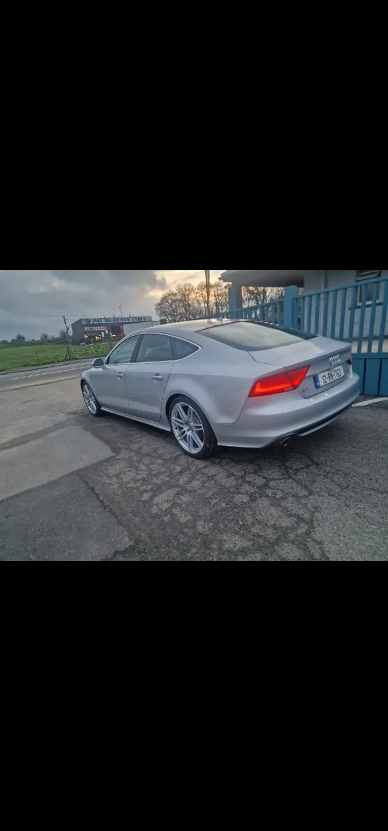 Audi A7 2012 - Image 2