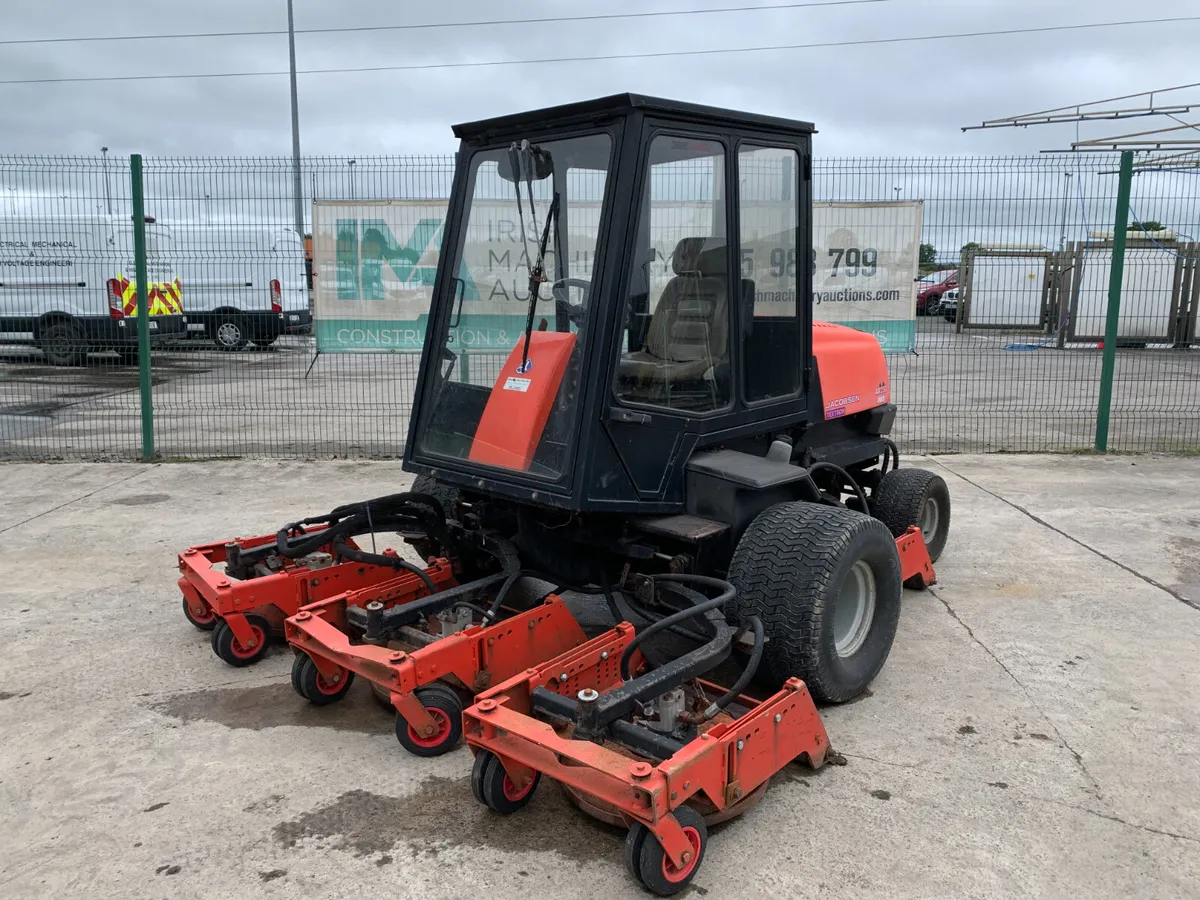 BID ONLINE NOW - JACOBSEN AR250 FAIRWAY MOWER - Image 1