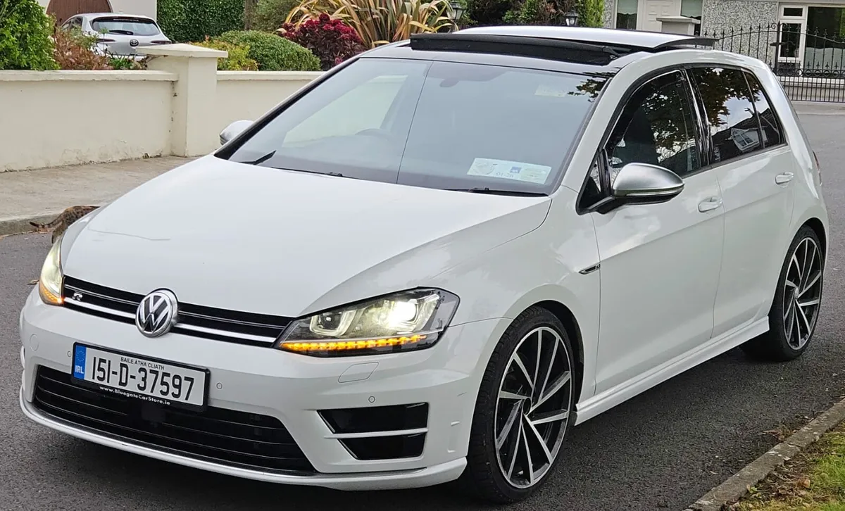 GOLF R - Image 2