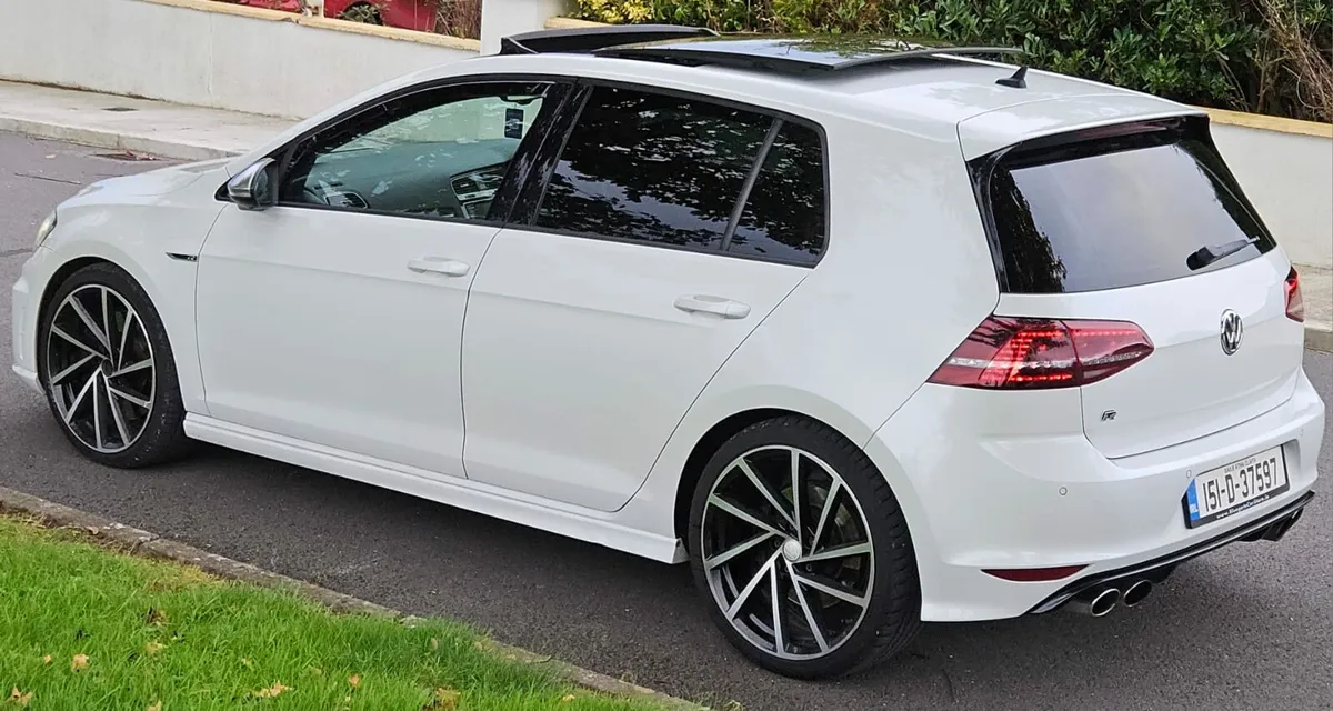 GOLF R - Image 4