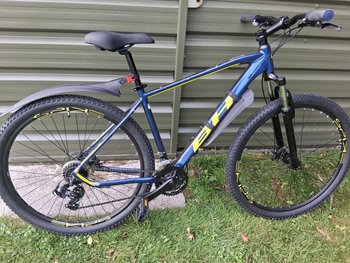 BH Spike Mountain Bike Large (2 months old) - Image 2