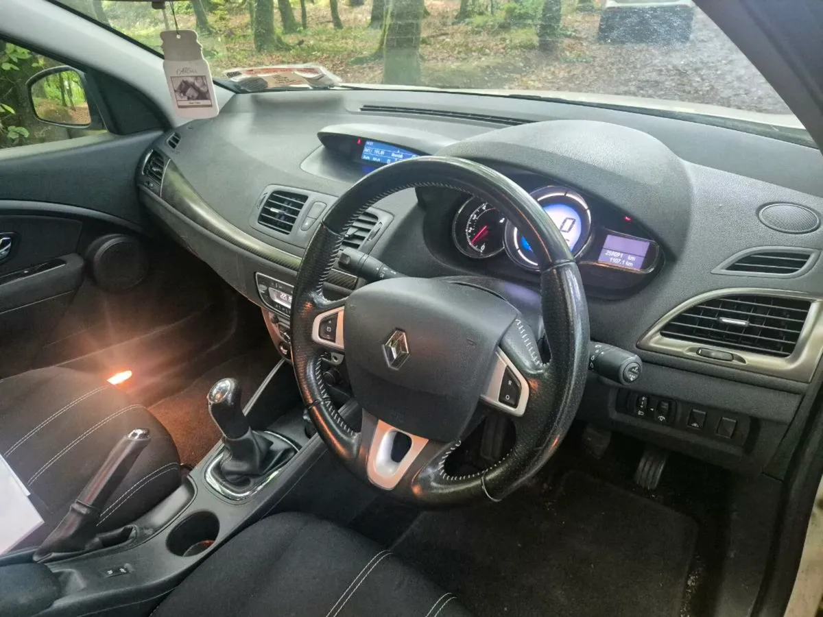 131 Renault Fluence 1.5 dci - Image 3