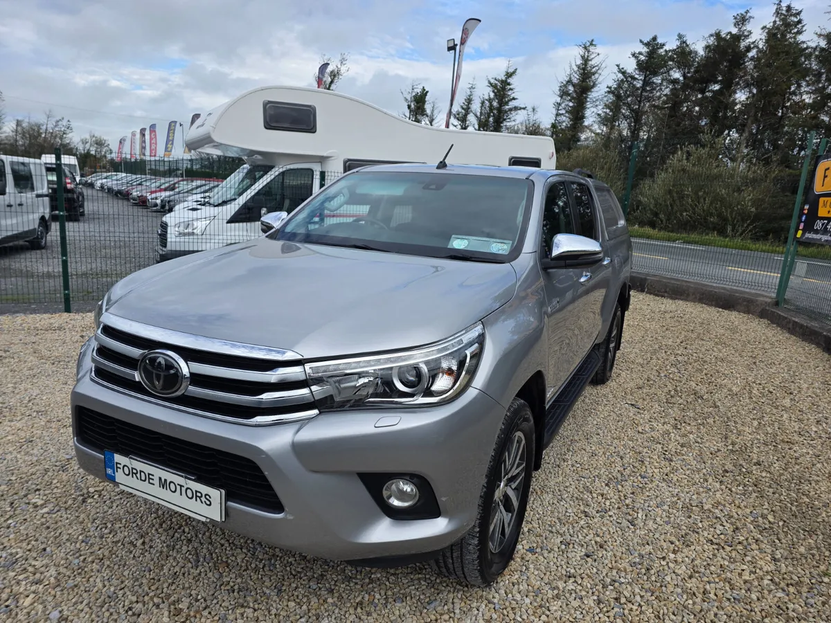 Toyota Hilux 2019 - Image 2