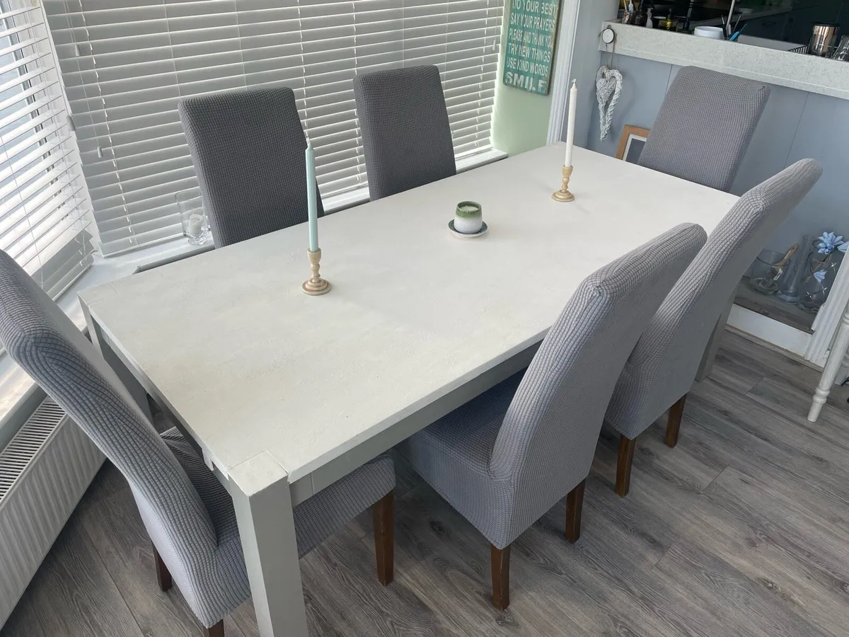 Dining Table and chairs - Image 3