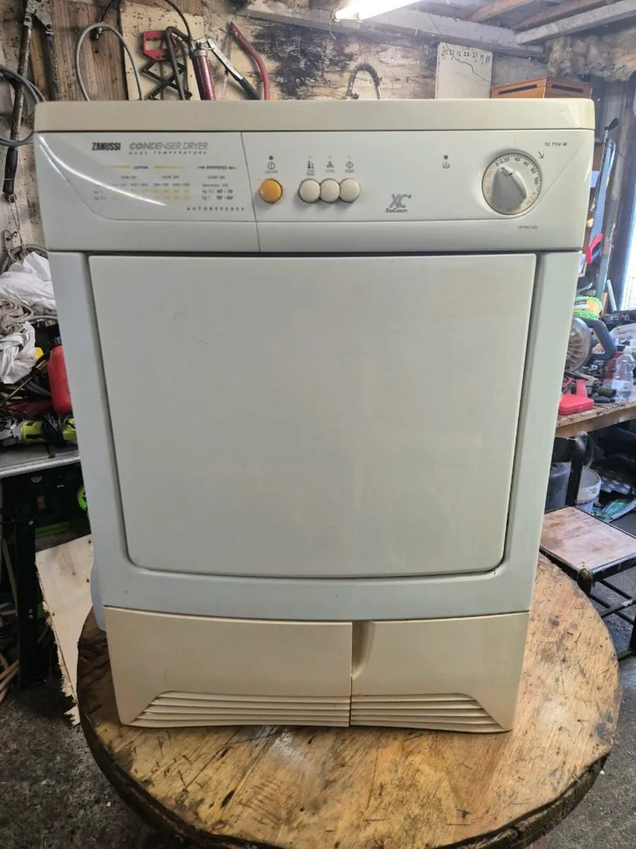 Zanussi 7kg condenser dryer for sale
