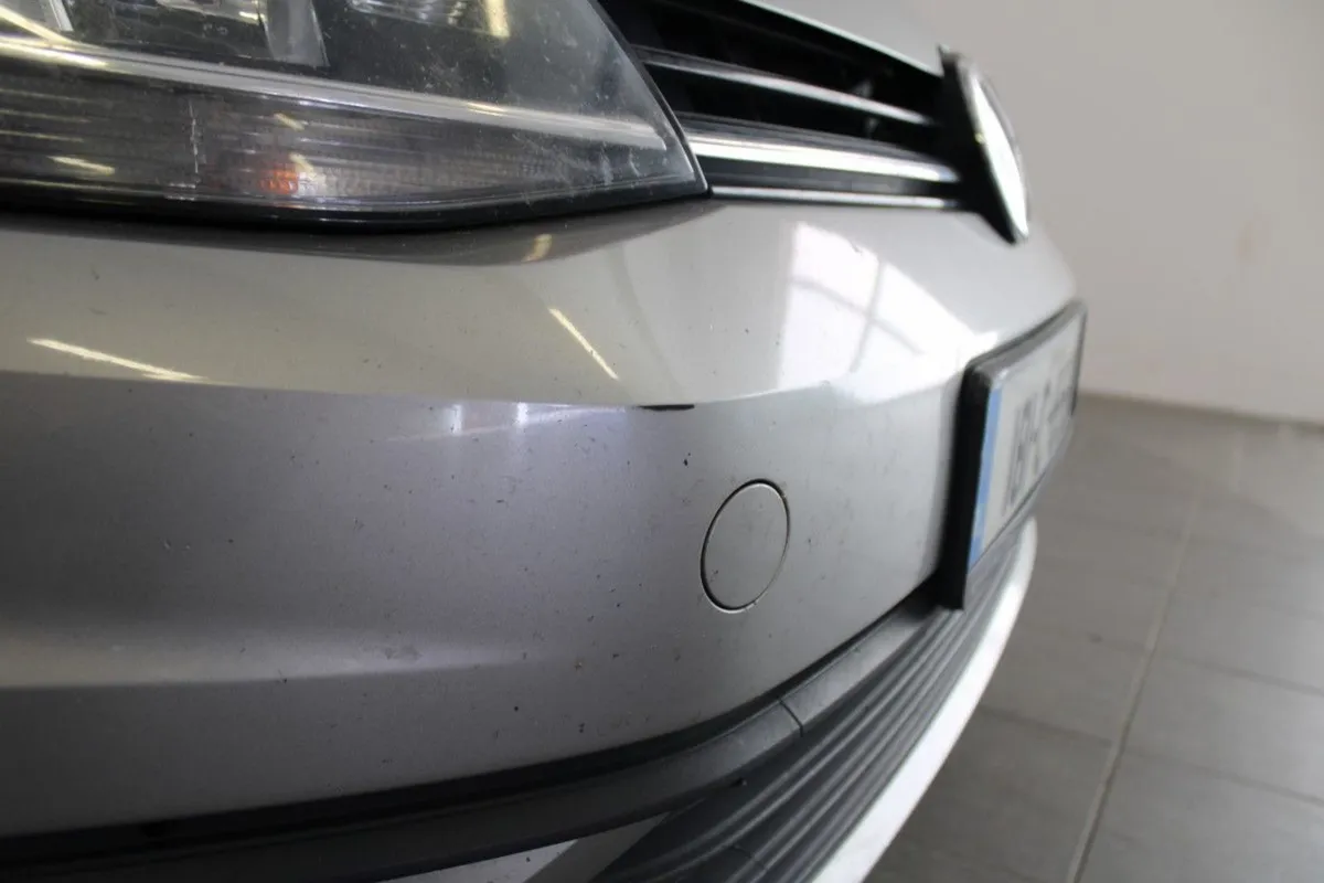 Volkswagen Golf 1.6 Trendline TDI 115HP 3DR Van - Image 4