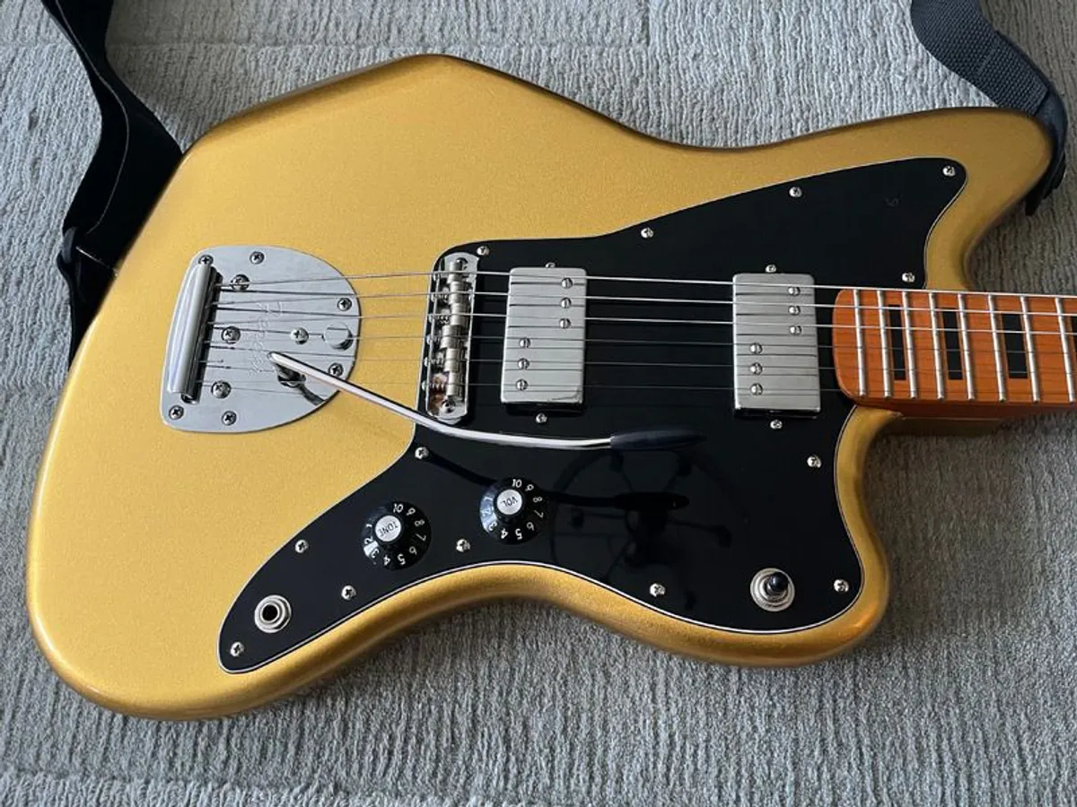 Custom Fender Jazzblaster / Jazzmaster - Image 2