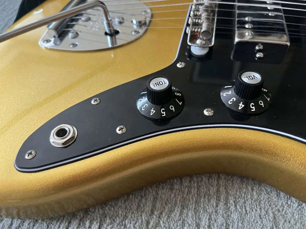 Custom Fender Jazzblaster / Jazzmaster - Image 3