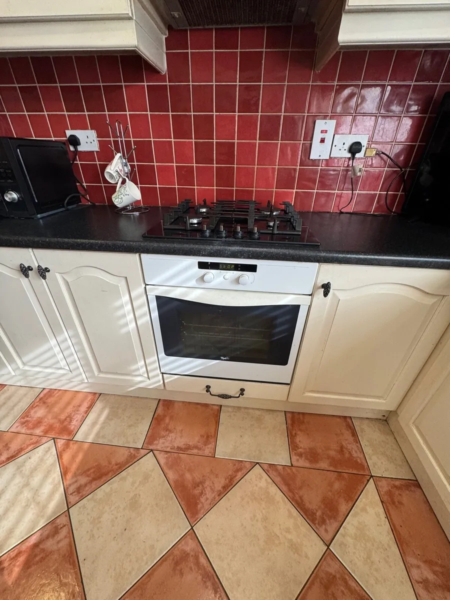 Kitchen - Image 3