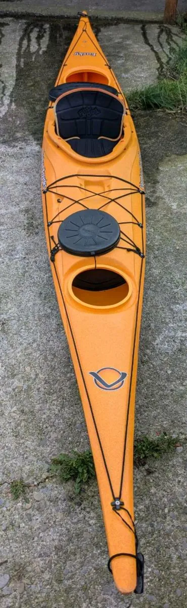 Sea kayak - Image 1