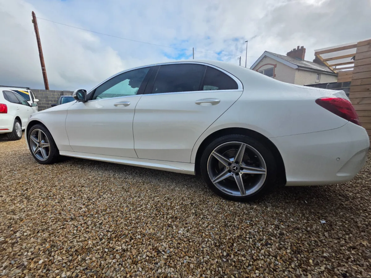Mercedes-Benz C-Class C 220 D AMG A/T - Image 4