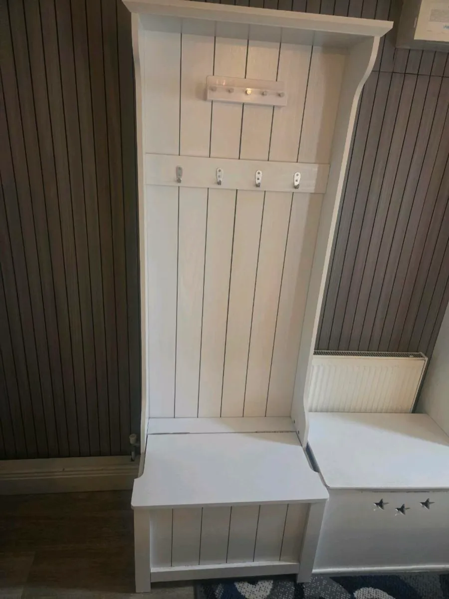 Kensington Hallway Storage Unit - Image 1
