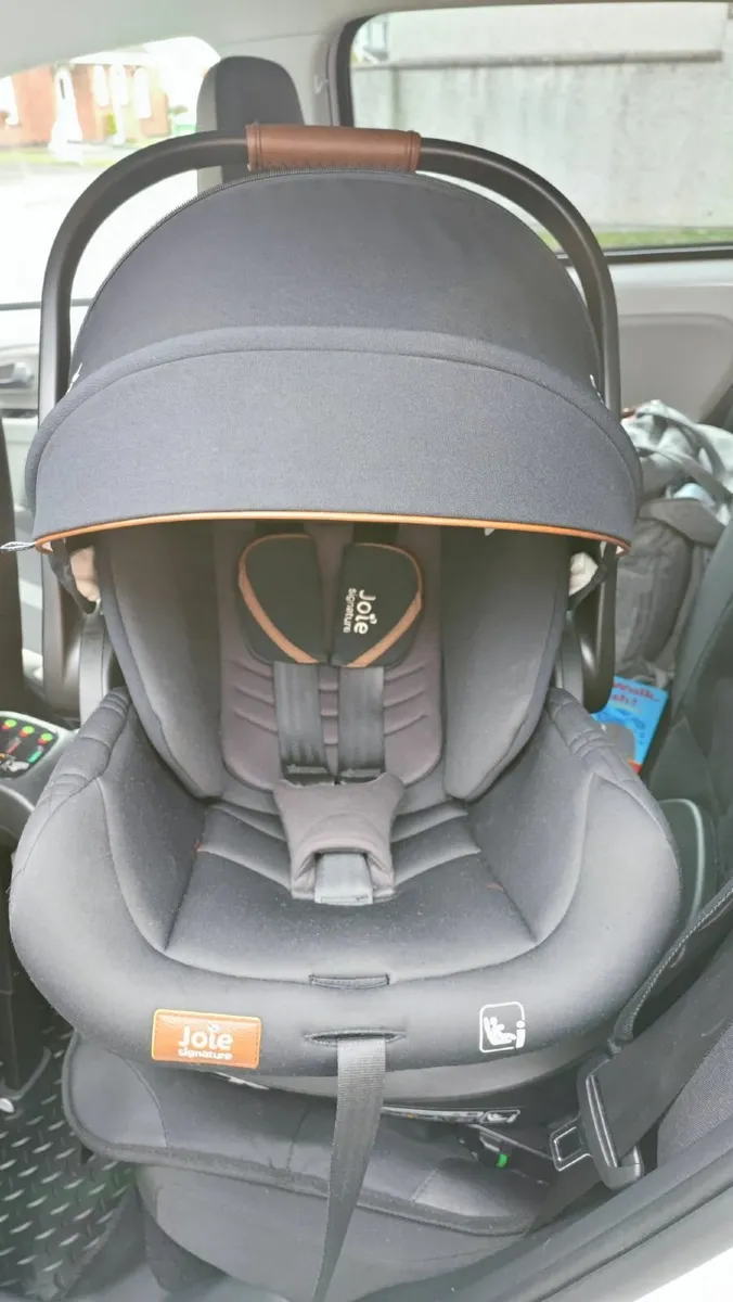 Joie i-Level Car Seat + Joie i-Base Encore - Image 2