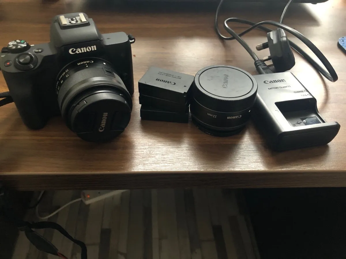 Canon EOS M50 Mirrorless Camera – For Parts or Rep - Image 1