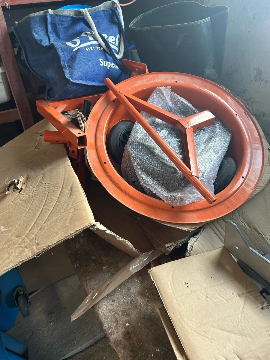 Cement mixer - Image 2