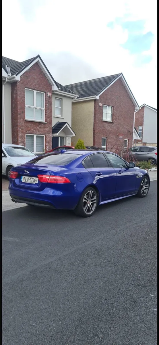 Jaguar XE r sport - Image 4