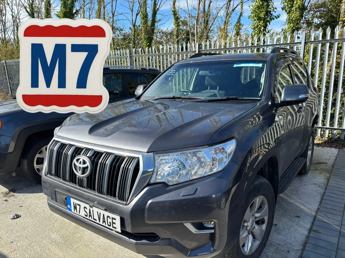 23 Landcruiser SWB Auto ONLY 26km Drives - Image 1