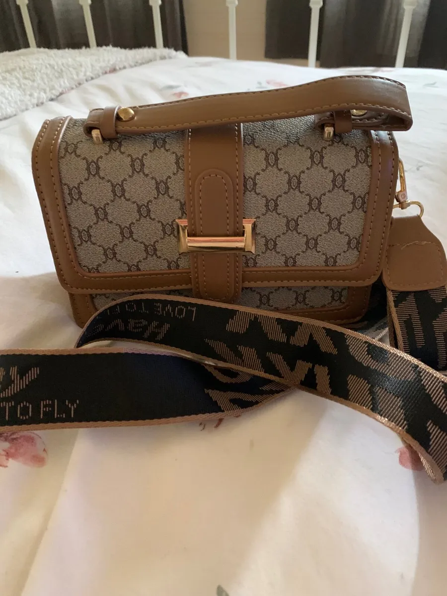 Ladies Bags - Image 1