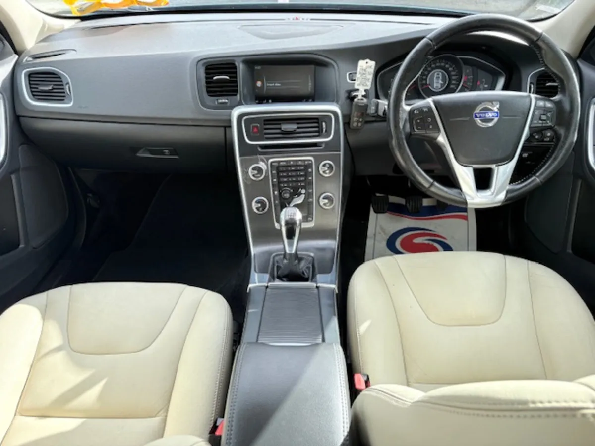 Volvo S60 2016 - Image 2
