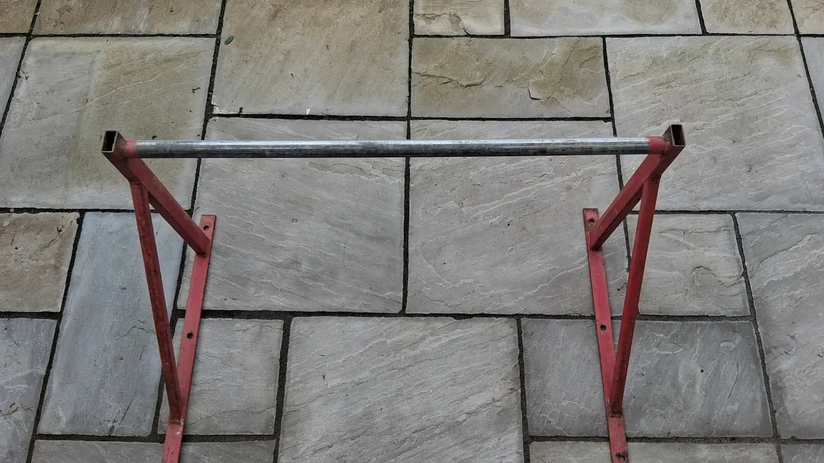 Pull up bar - Image 2