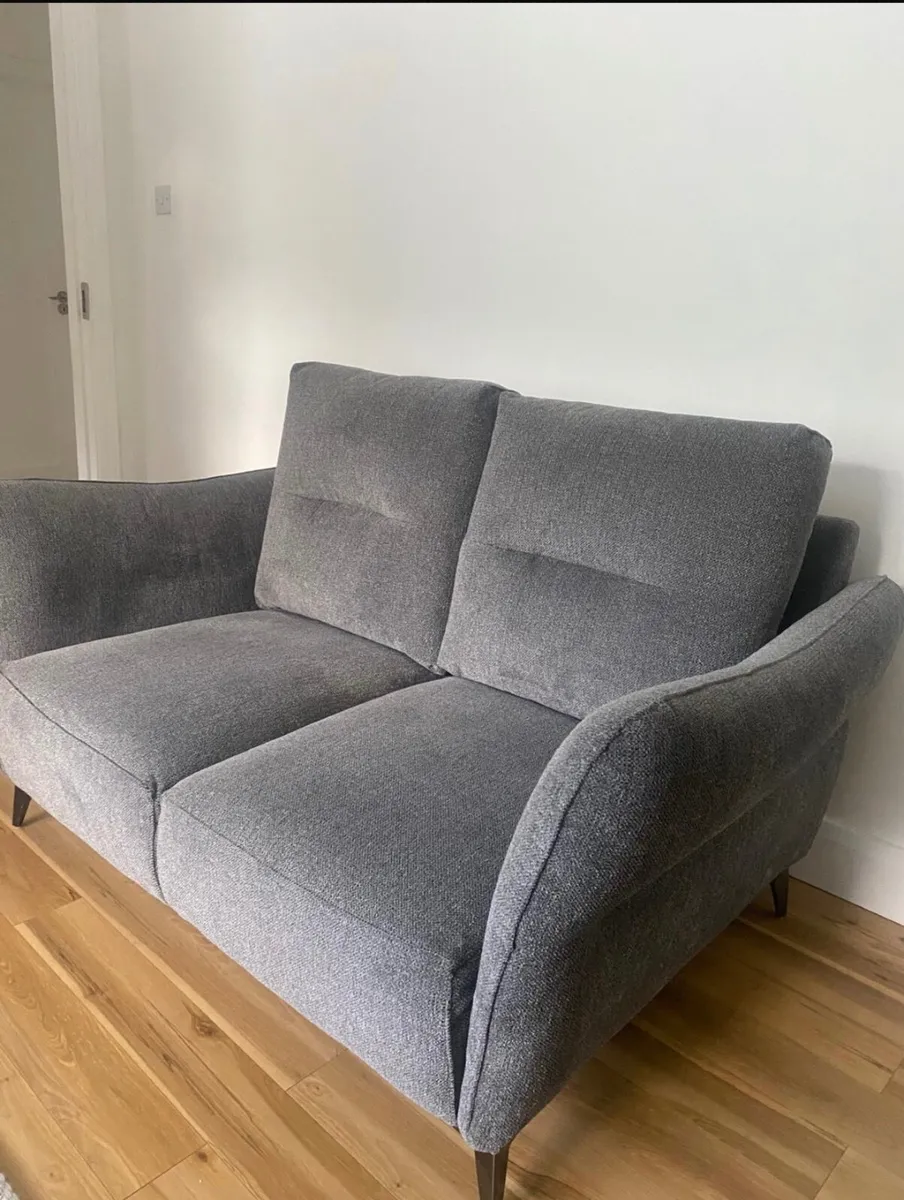 Couch - Image 2