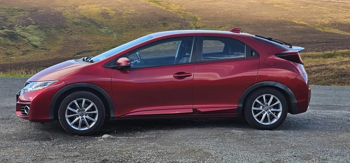 Honda Civic 2017 - Image 1