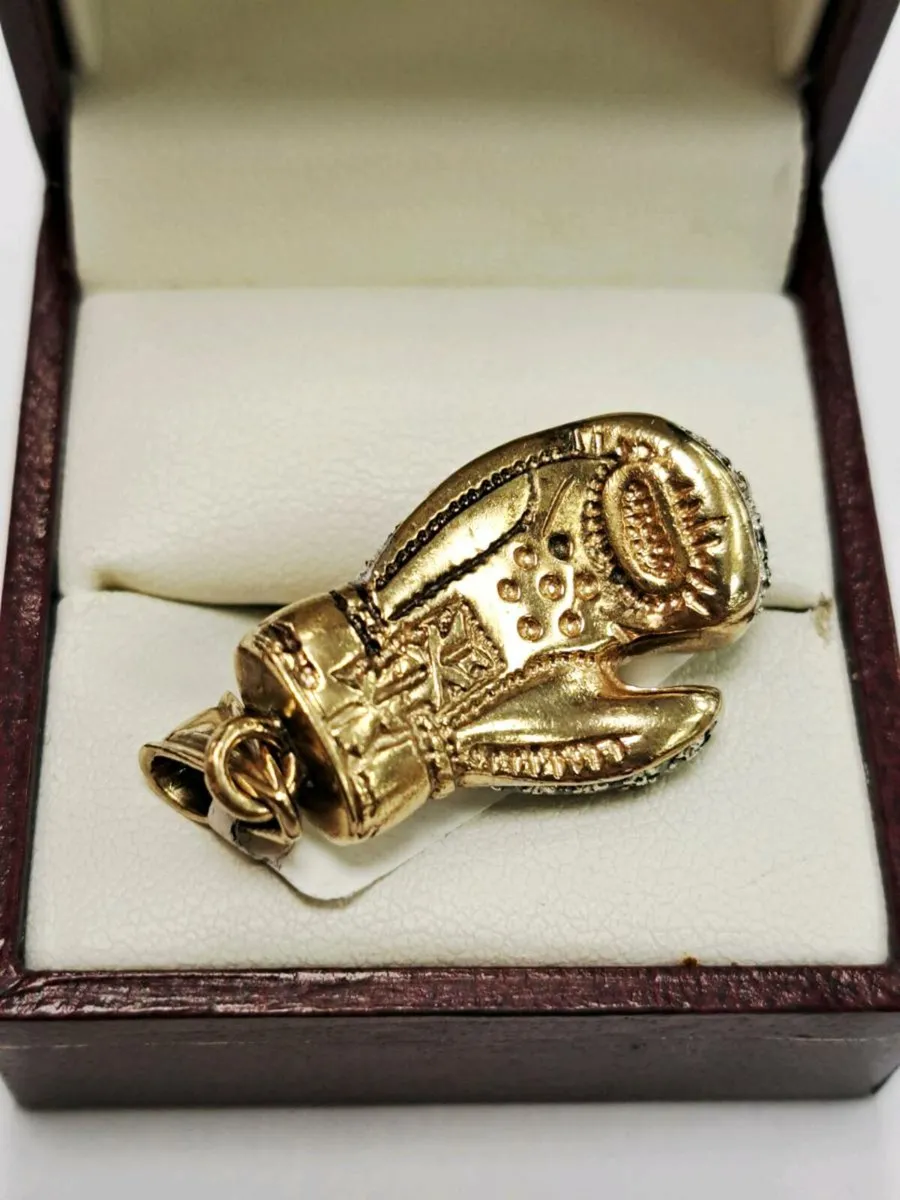 9K Gold Boxing Glove Pendant 9CT - Image 2