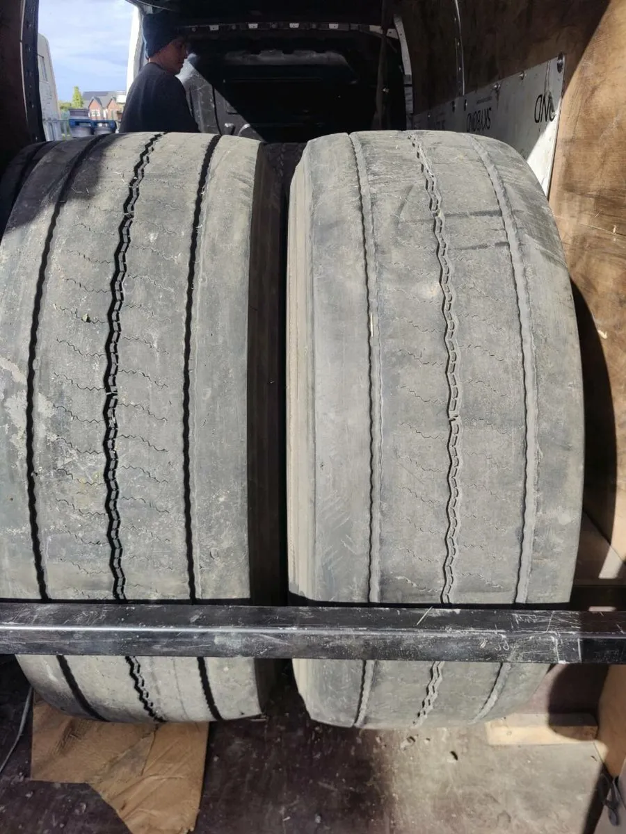 VARIOUS TRAILER TYRES /385/65/22.5 ON RIMS - Image 2